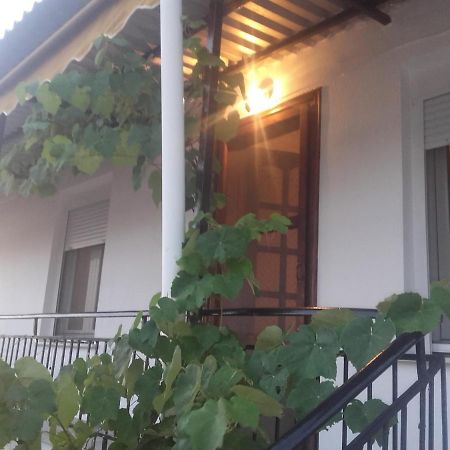 Vasilis House Villa Kaliráhi Kültér fotó